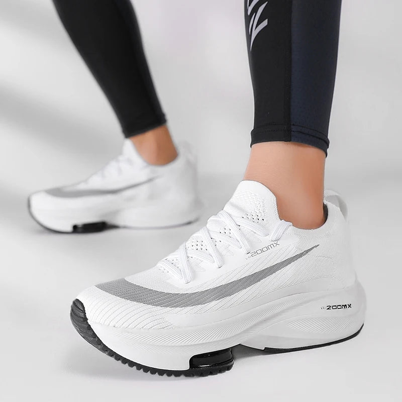 Original Sneakers Men Mesh Breathable Comfortable Lace-up Flat Outdoor Running Shoes Luxury Design Trendy Tennis Shoes for Women