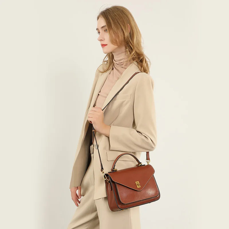 Genuine Leather Women luxury bag high quality Simple vintage Fashion Postman handbags ladies 2025 shoulder green small bag