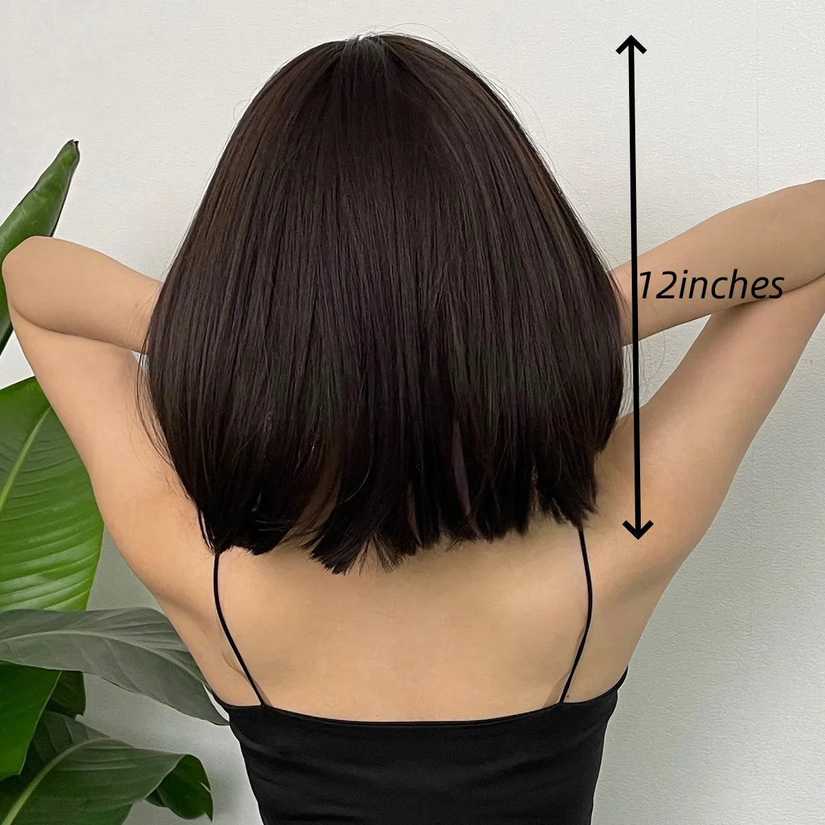 Short Black Brown Synthetic Natural Hair Wigs for Women Bob Straight Wig with Bangs High Temperature Daily Cosplay Party Wigs