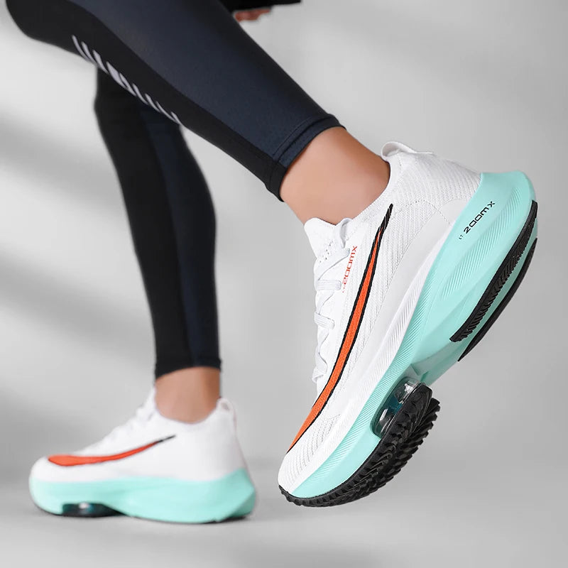 Original Sneakers Men Mesh Breathable Comfortable Lace-up Flat Outdoor Running Shoes Luxury Design Trendy Tennis Shoes for Women