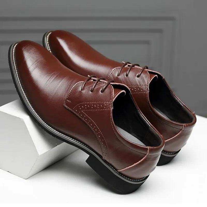 Men Oxfords Shoes British Black Blue Shoes Handmade Comfortable Formal Dress Men Flats Lace-Up Bullock Business Shoes hjm7