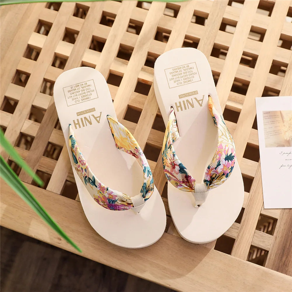 2025 Fashion Women Flip Flops Summer Beach Platform Slippers Casual Outside Wedges Sandals Summer Women Shoes