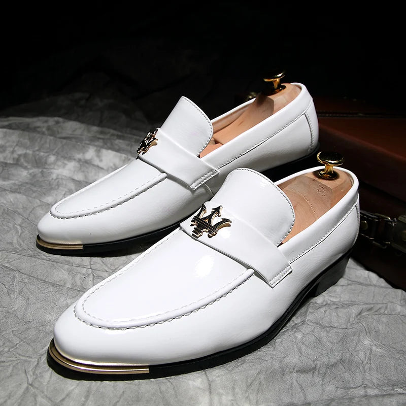 2024 New Fashion Red Men's Social Shoe Casual Glitter Leather Loafers Shoes for Men Slip-on Pointed Toe Dress Shoes Men Footwear