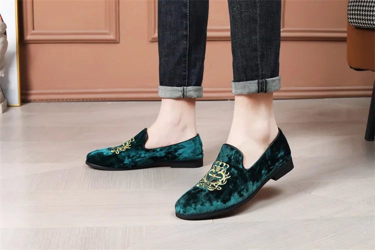 Luxury Suede Leather Shoes Men Big Size Wedding Dress Shoes designer Embroidery Loafers High Quality Oxford Men Flat Party Shoes