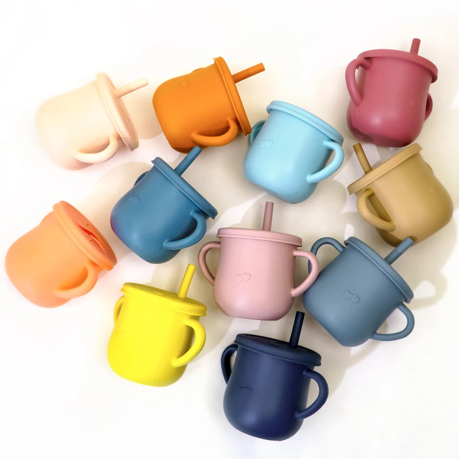 Mother Kids 8PCS Baby Silicone Feeding Set Bibs Sucker Dinner Plate Antislip Bowl Spoon Cup Children's Tableware Baby Stuff