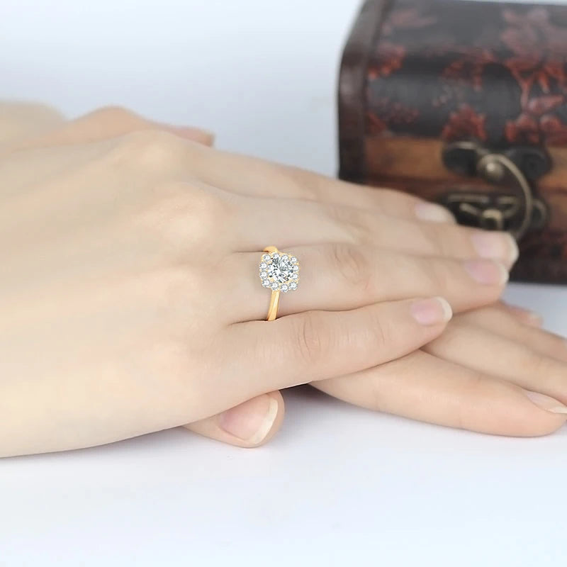Lnngy Pure 10K Yellow Gold Rings Round Cut 6mm 0.8ct Moissanite Halo Engagement Ring for Women Ladies Charm Jewelry Gift