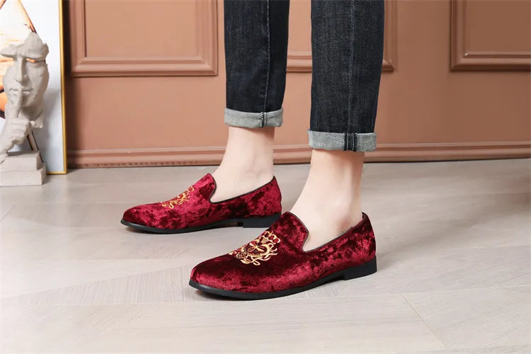 Luxury Suede Leather Shoes Men Big Size Wedding Dress Shoes designer Embroidery Loafers High Quality Oxford Men Flat Party Shoes
