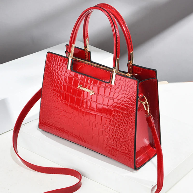 Women Handbags Female Designer Brand Shoulder Bags for Travel Weekend Outdoor Feminine Bolsas Leather Large Messenger bag Winter