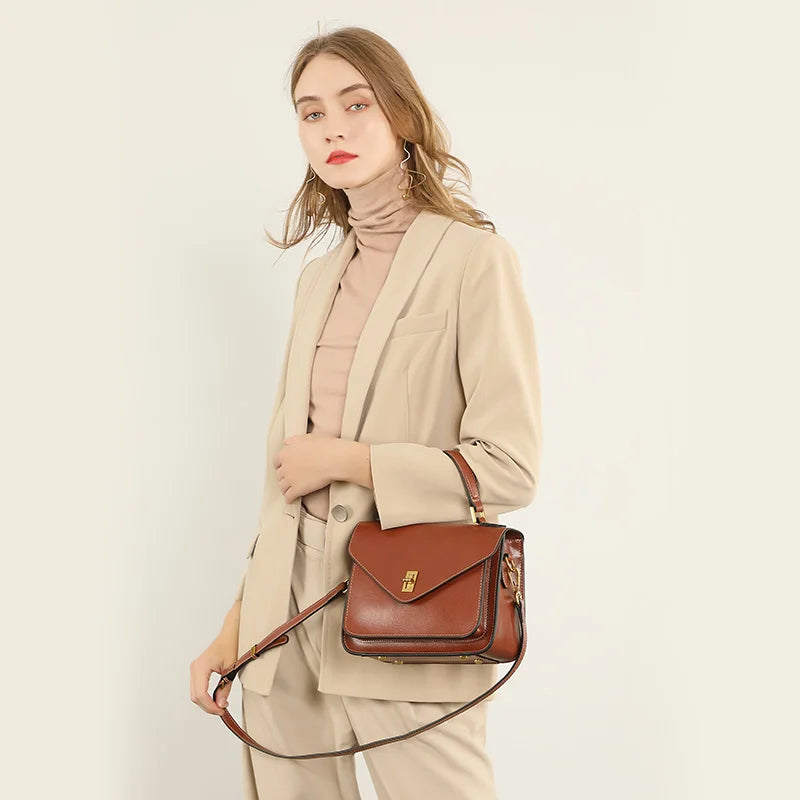 Genuine Leather Women luxury bag high quality Simple vintage Fashion Postman handbags ladies 2025 shoulder green small bag